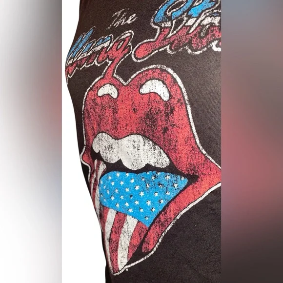 ROLLING STONES USA Band Tee-Shirt Cropped Sleeveless Distressed Black Red SZ Med - Picture 3 of 4